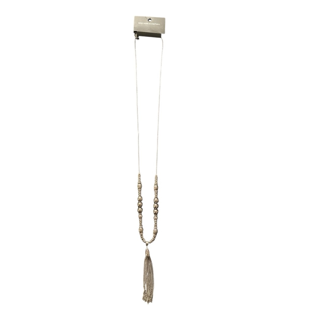 Elegant Silver Beaded Tassel Necklace NWT - Picture 2 of 5